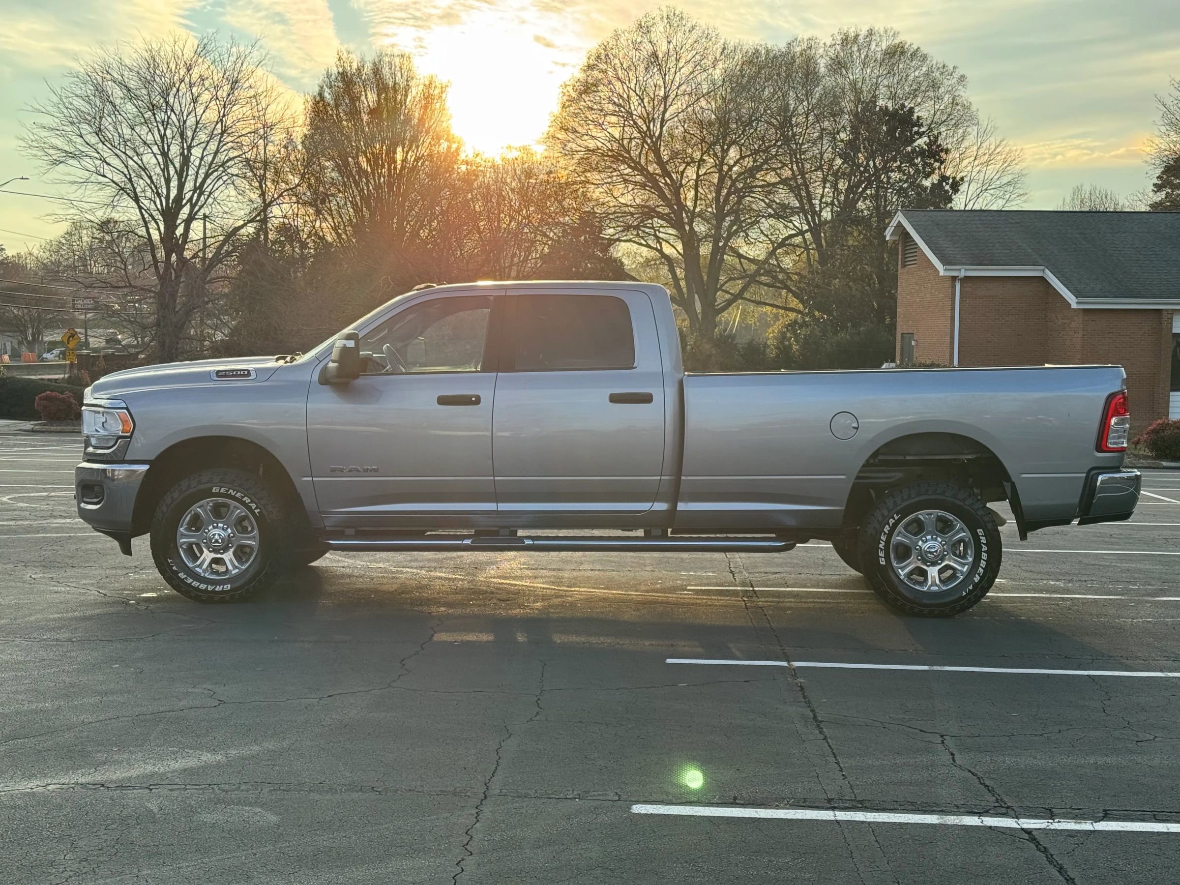 Used 2023 RAM 2500 Big Horn w/ Level 1 Equipment Group image 2