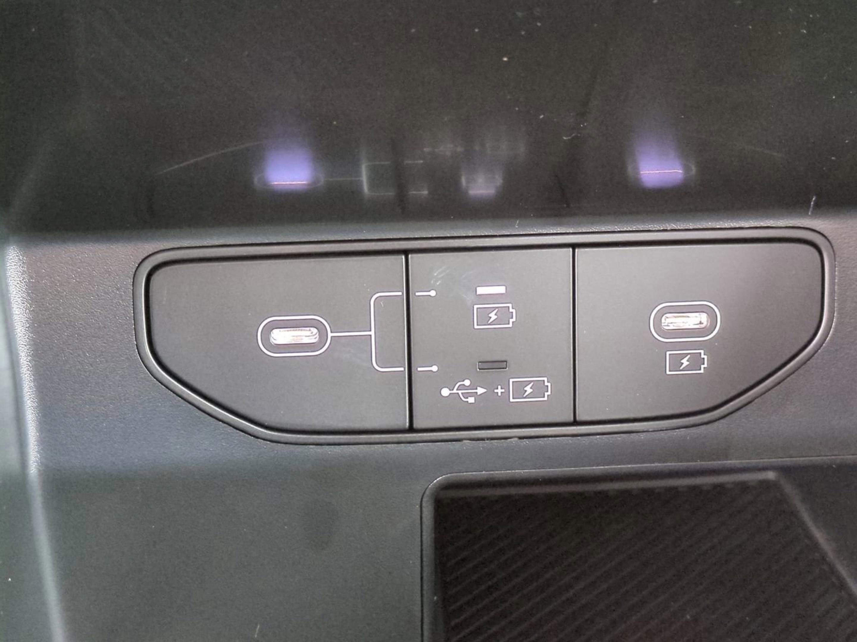 New 2026 Kia Sorento LX FWD image 36