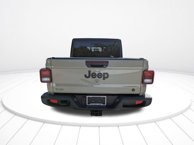 Used 2022 Jeep Gladiator Sport AWD/4WD image 5