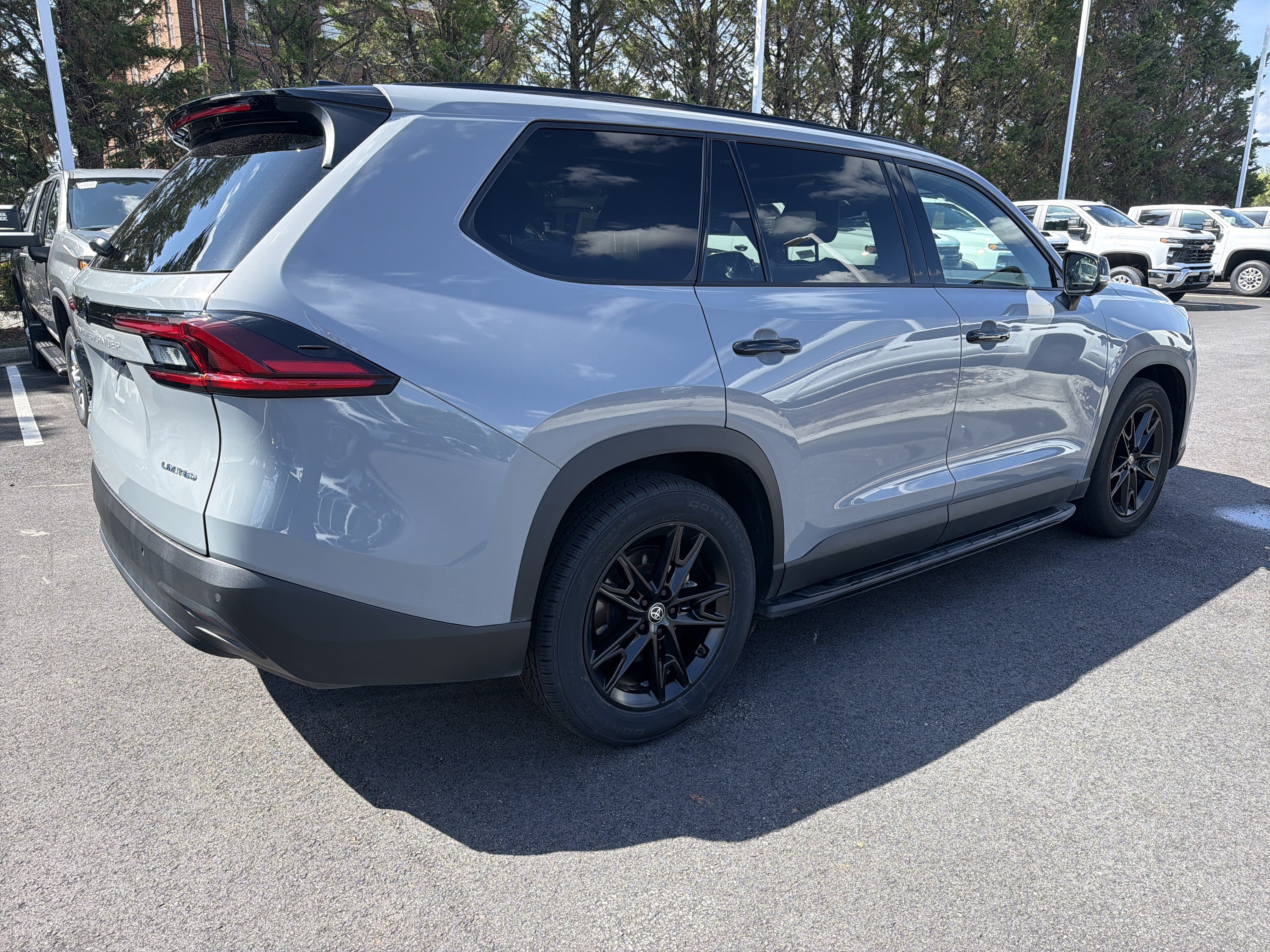Used 2025 Toyota Grand Highlander AWD Hybrid image 10