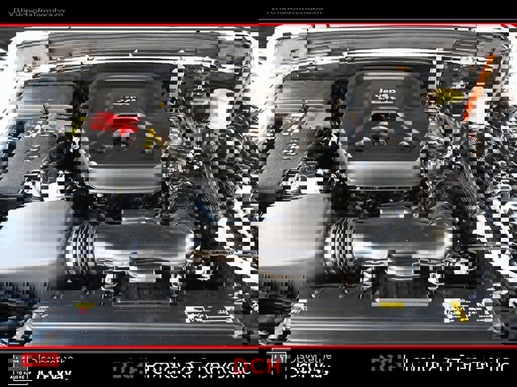 Used 2022 Jeep Wrangler Unlimited Sahara image 24