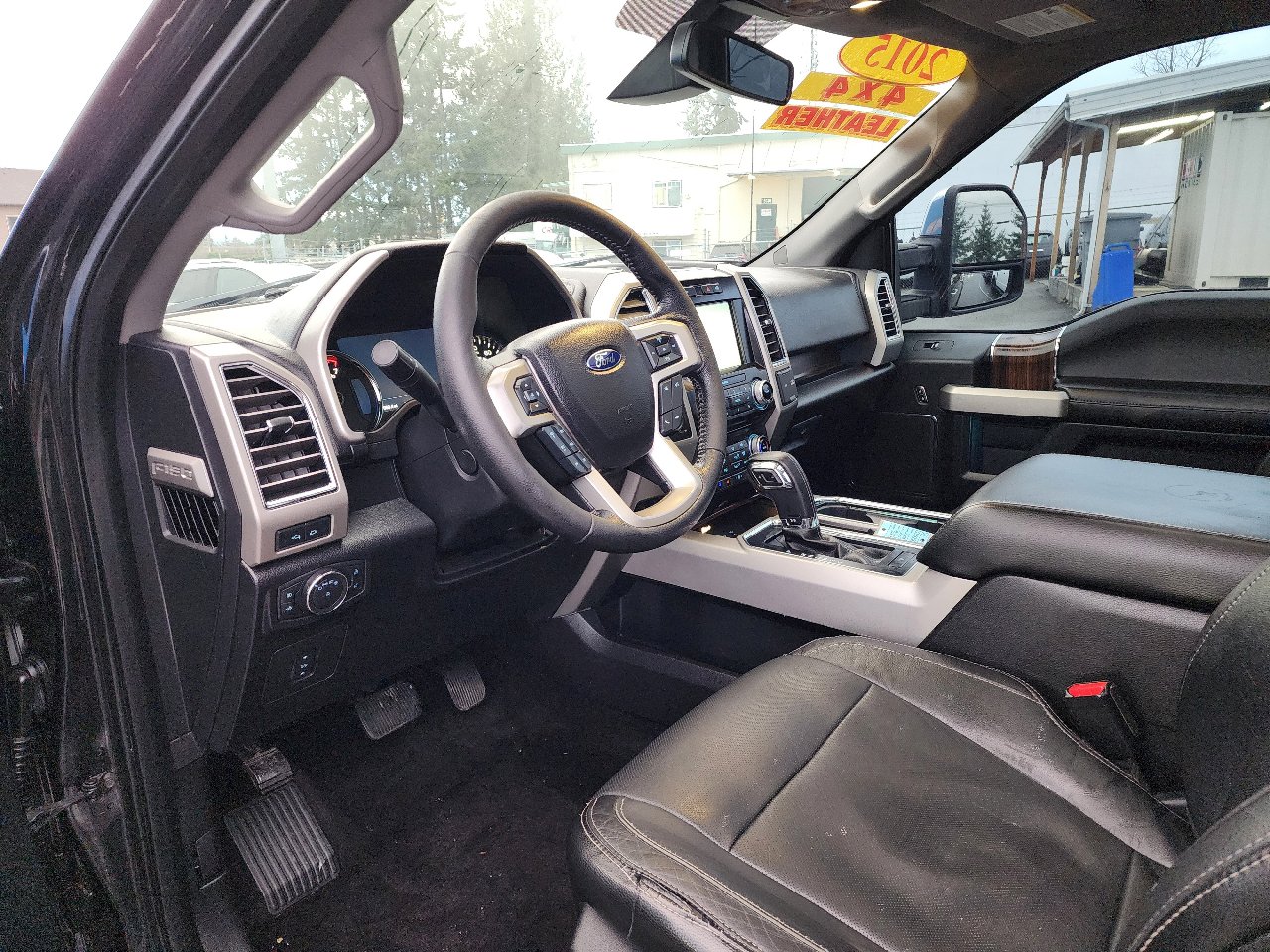 Used 2015 Ford F150 Lariat w/ Equipment Group 502A Luxury image 10