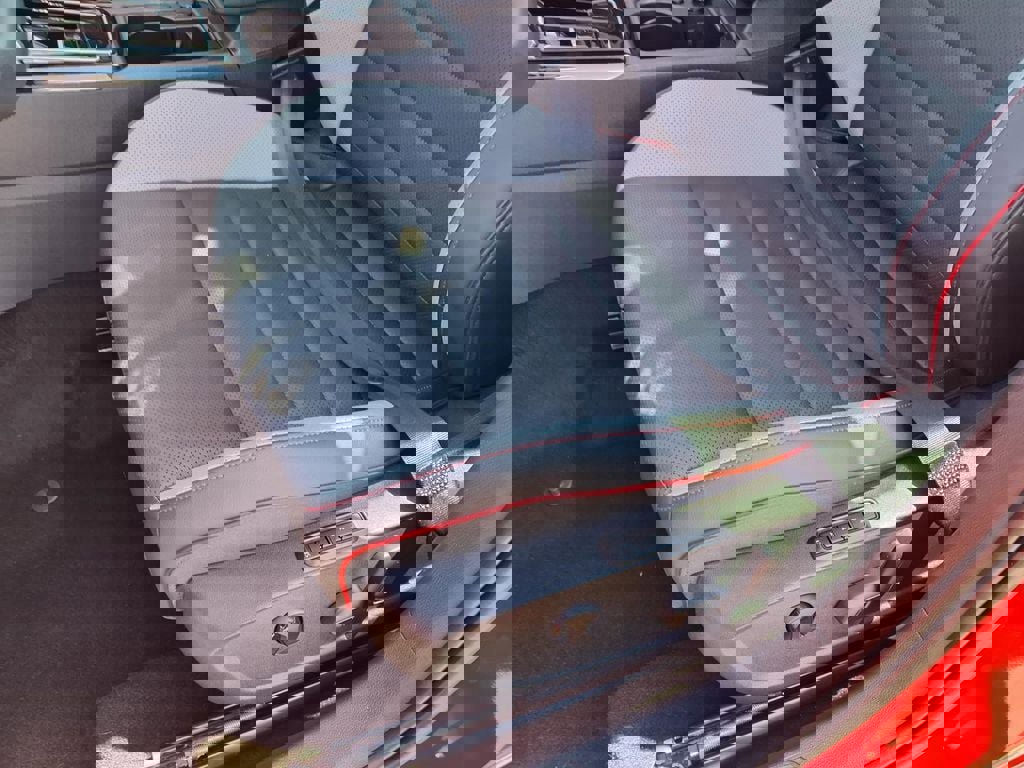 Used 2025 Volkswagen GTI SE image 26