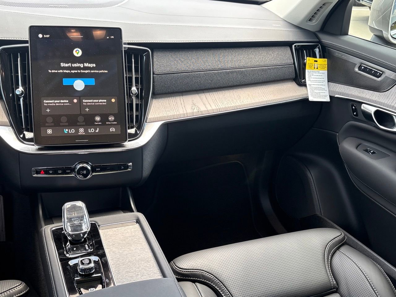 New 2026 Volvo XC90 B5 Ultra w/ Protection Package Premier image 12