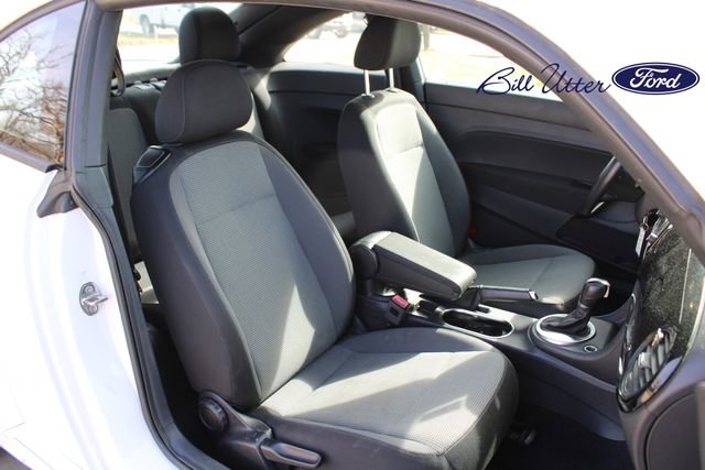 Used 2019 Volkswagen Beetle 2.0T S image 11