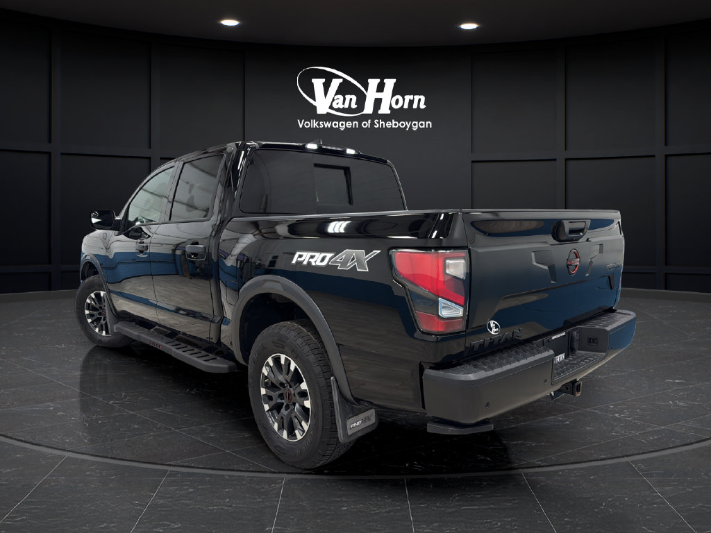 Used 2023 Nissan Titan PRO-4X w/ Pro-4x Convenience Package AWD/4WD image 5