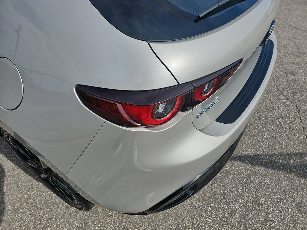 New 2026 MAZDA MAZDA3 2.5 S Hatchback w/ Premium Pkg FWD image 36