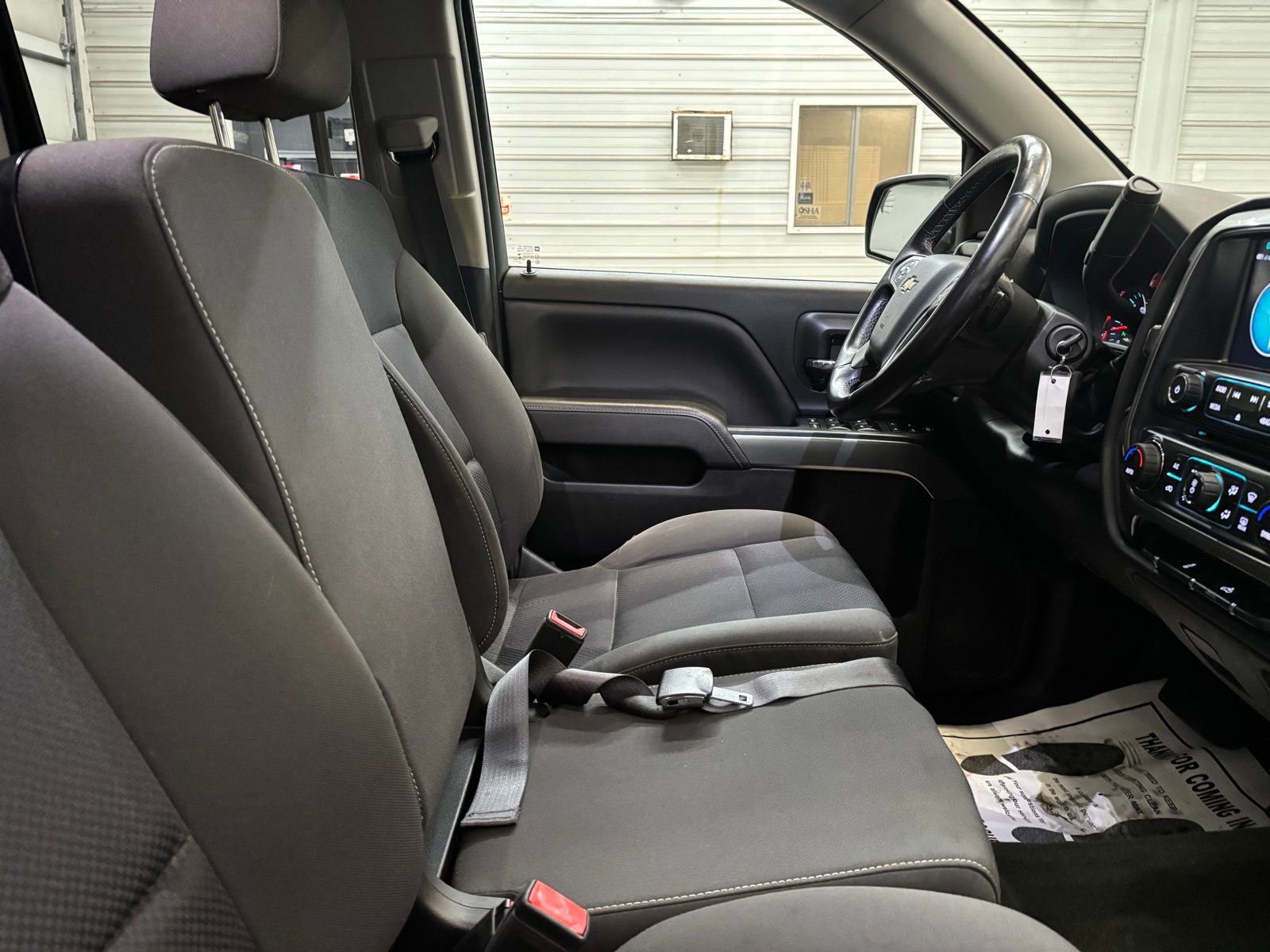 Used 2018 Chevrolet Silverado 1500 LT w/ All Star Edition AWD/4WD image 26