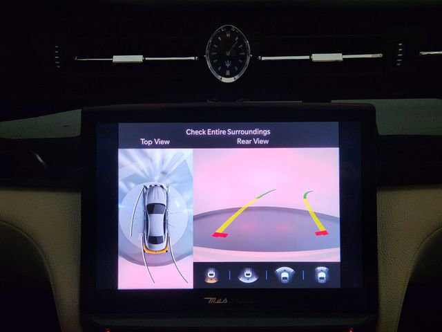 Used 2022 Maserati Quattroporte Modena RWD image 18