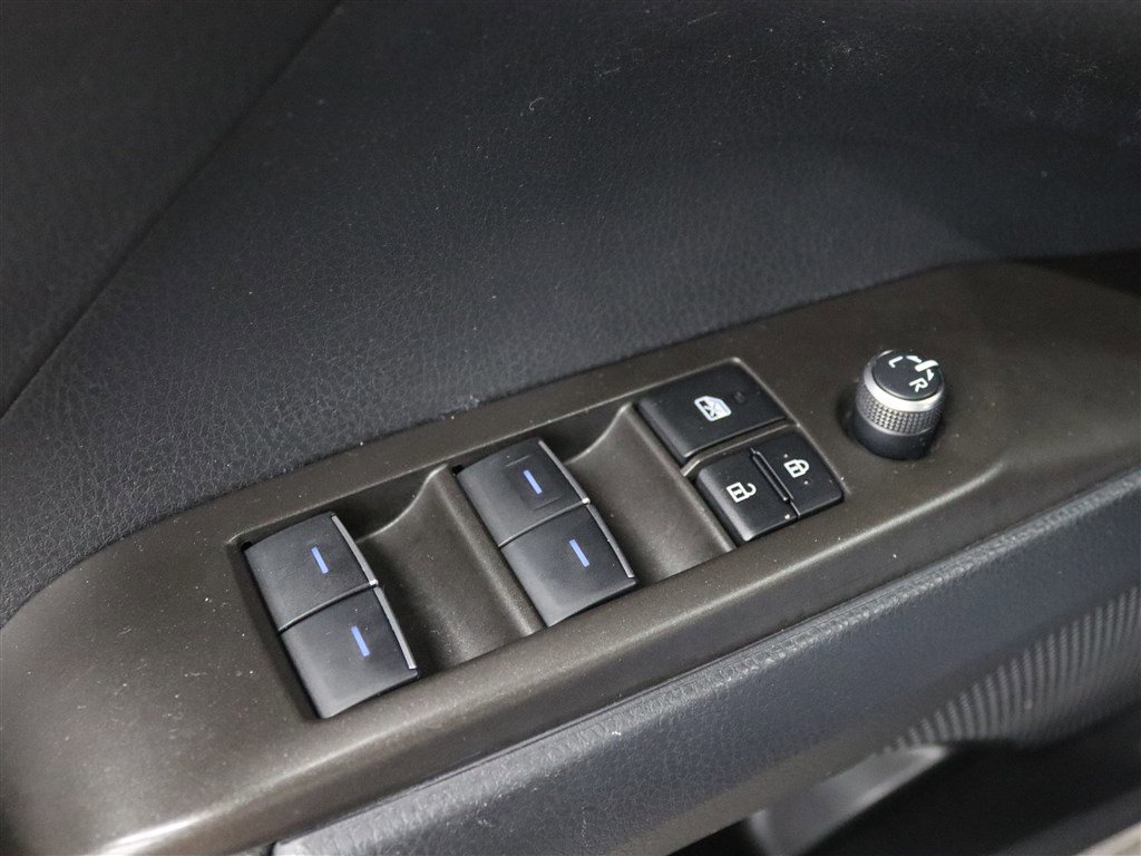Used 2023 Toyota Camry XSE image 39