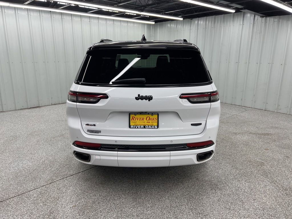 Used 2024 Jeep Grand Cherokee L Summit w/ High Altitude Package image 5