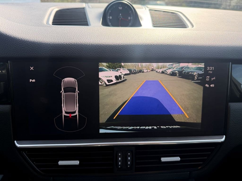 Used 2022 Porsche Cayenne image 20