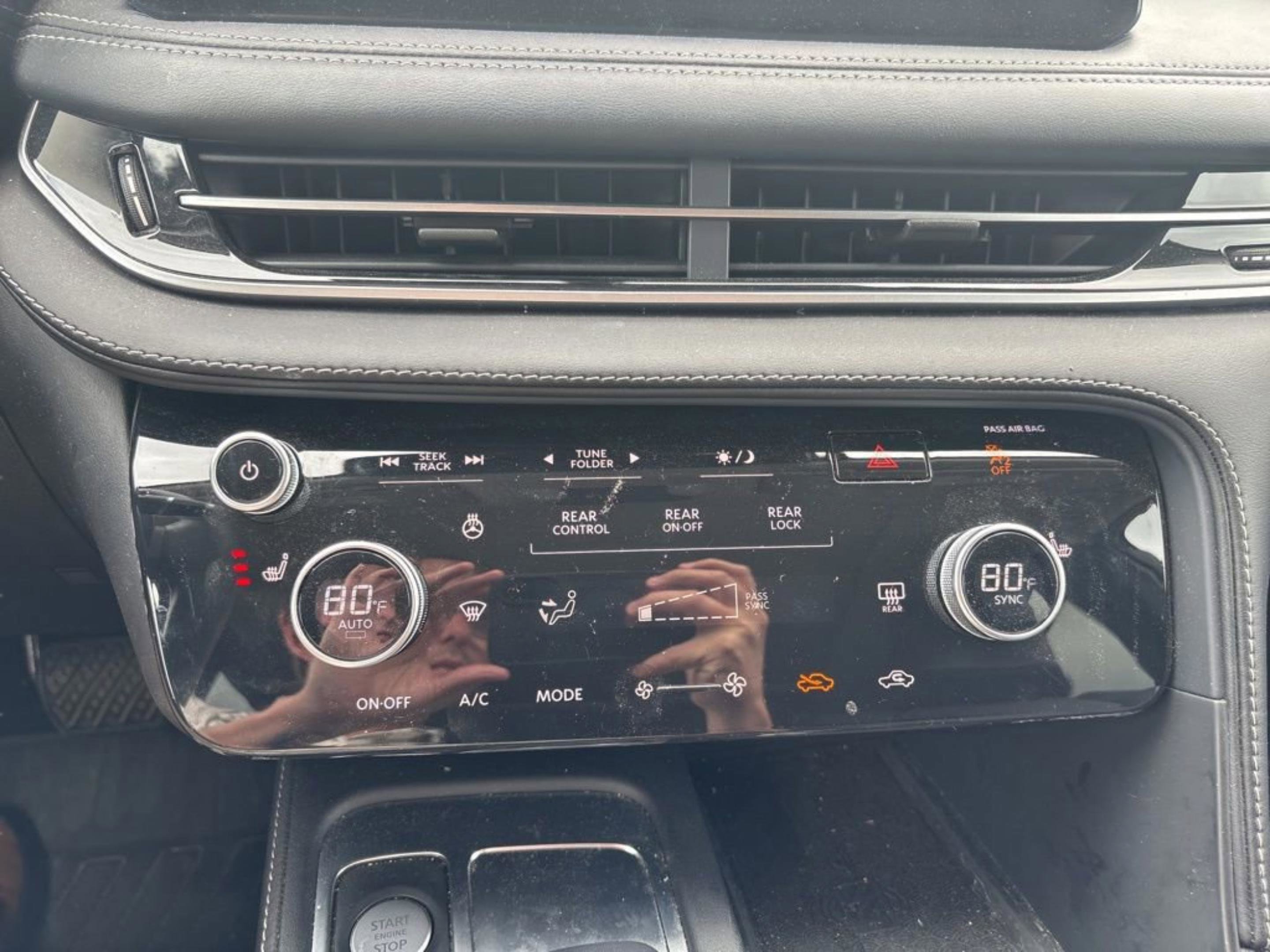 Used 2023 INFINITI QX60 Pure image 22