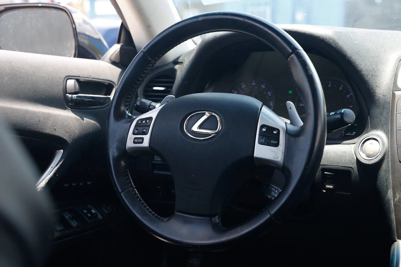 Used 2014 Lexus IS 250C w/ Luxury Package RWD image 27