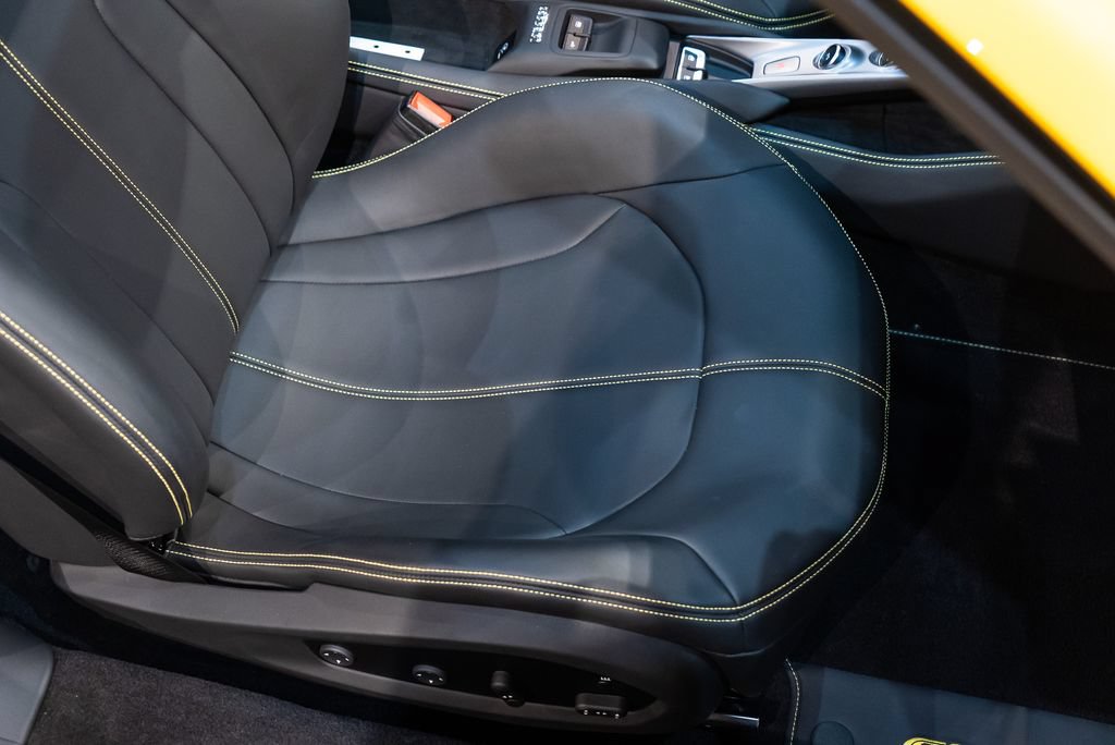 Certified 2023 Ferrari F8 Tributo RWD image 26