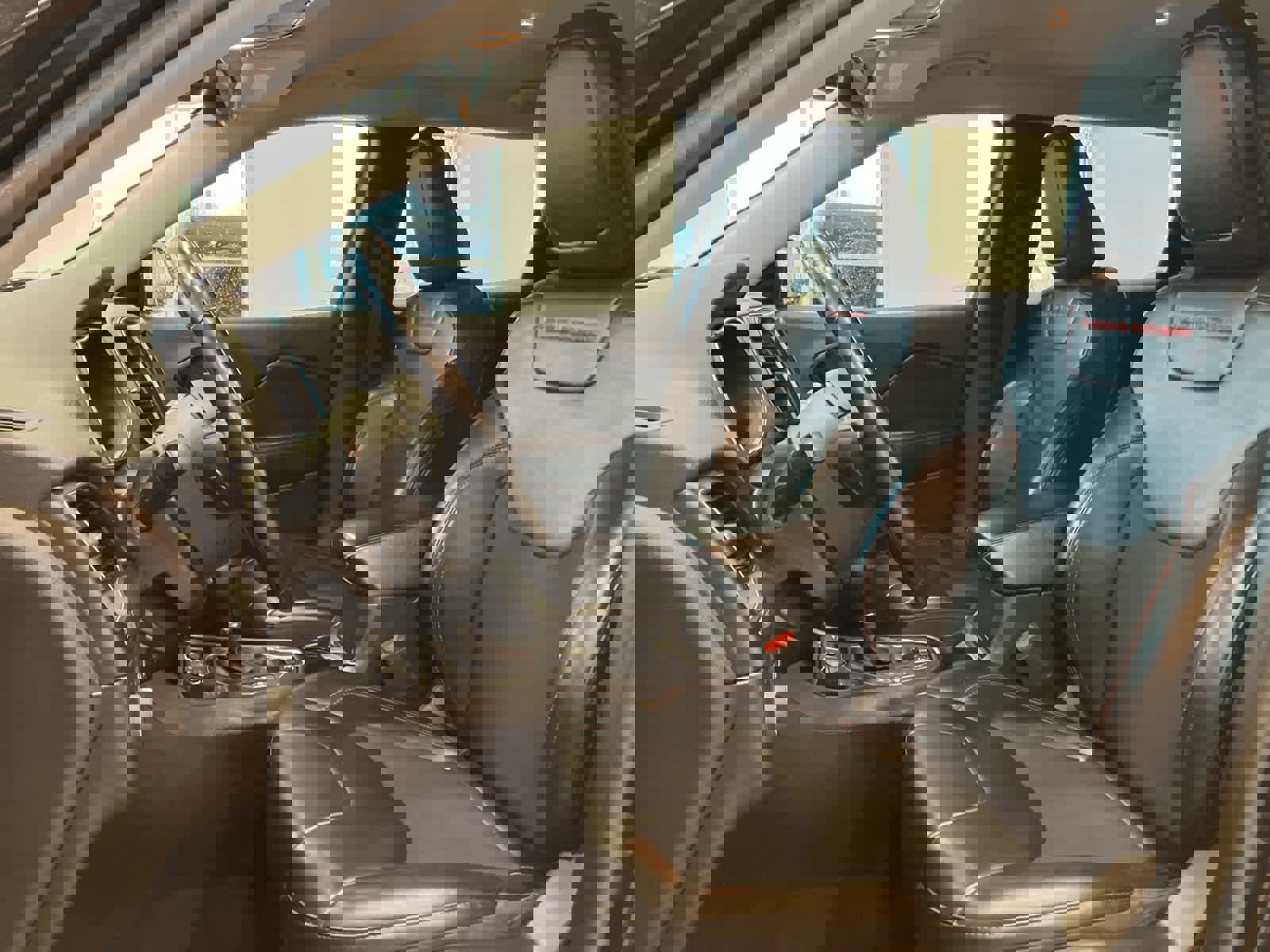 Used 2021 Jeep Cherokee Trailhawk w/ Comfort & Convenience Group image 10