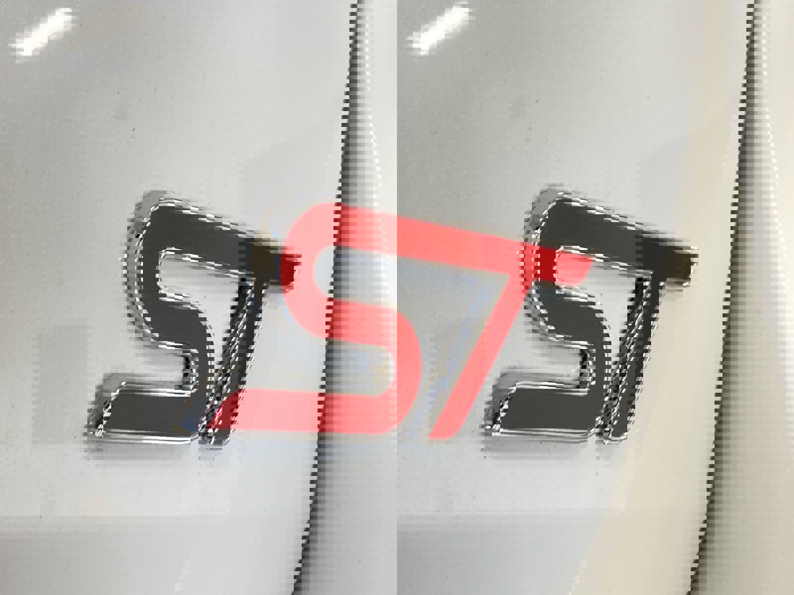 Used 2023 Ford Explorer ST w/ Equipment Group 401A image 7