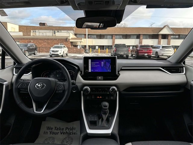 Used 2024 Toyota RAV4 XLE image 30