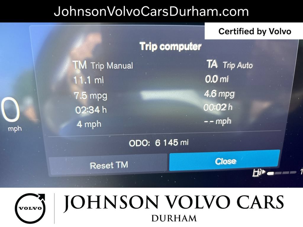 Certified 2025 Volvo V60 B5 Cross Country Plus AWD/4WD image 11