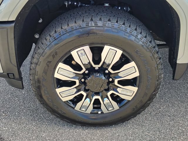 Used 2025 GMC Sierra 2500 Denali w/ Denali Reserve Package AWD/4WD image 14