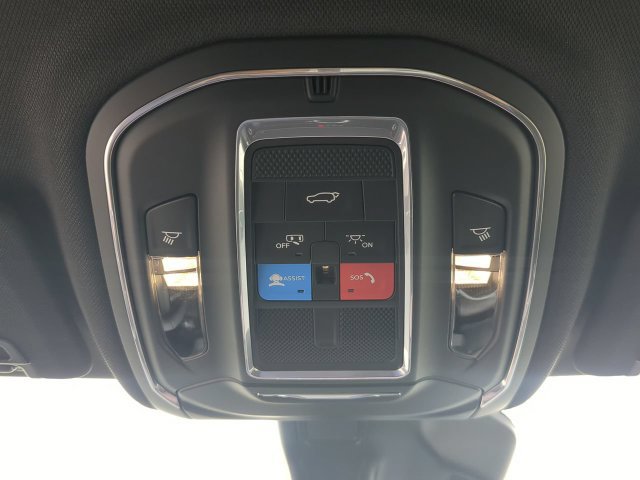 New 2027 Jeep Grand Cherokee L Limited RWD image 24