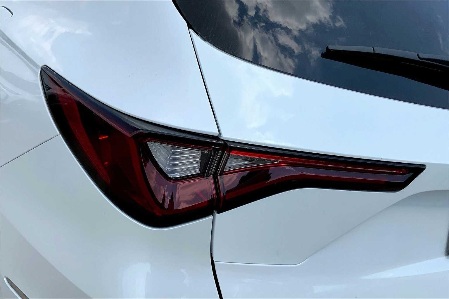New 2026 Acura MDX w/ Technology Package FWD image 14