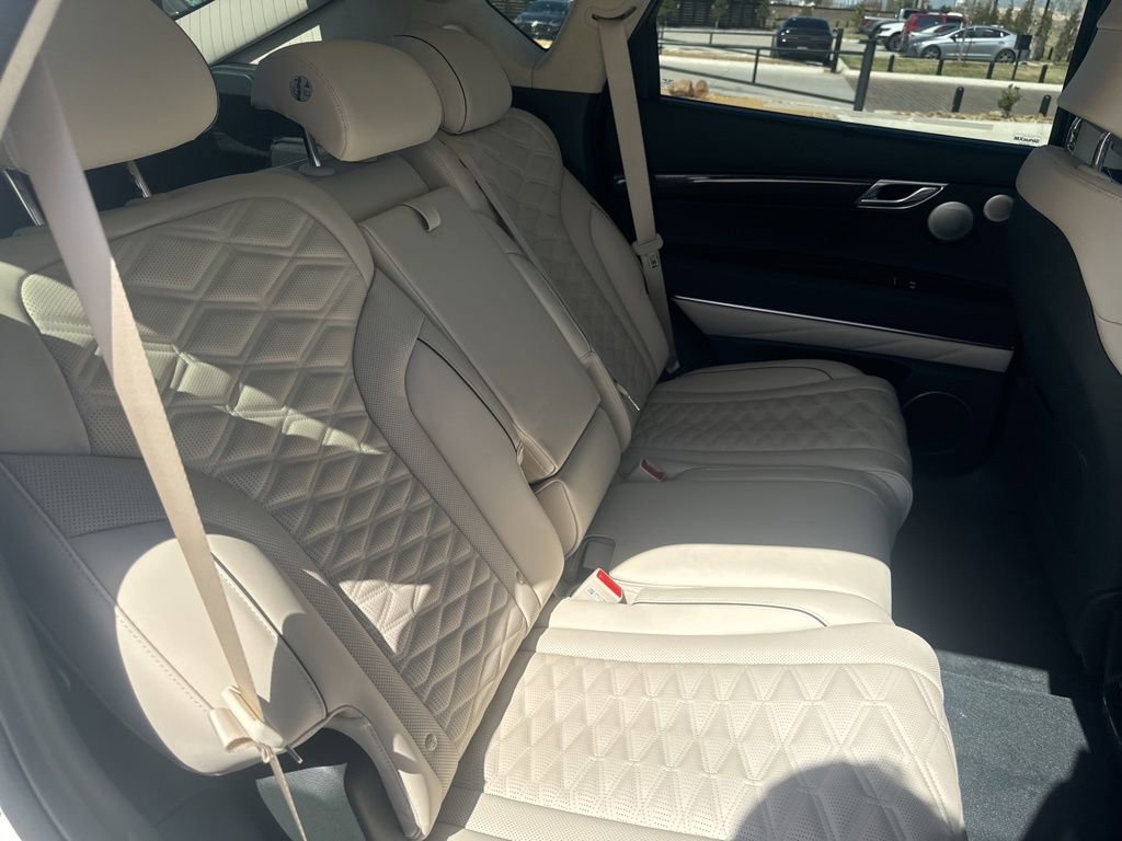 New 2026 Genesis GV80 3.5T e-SC image 18