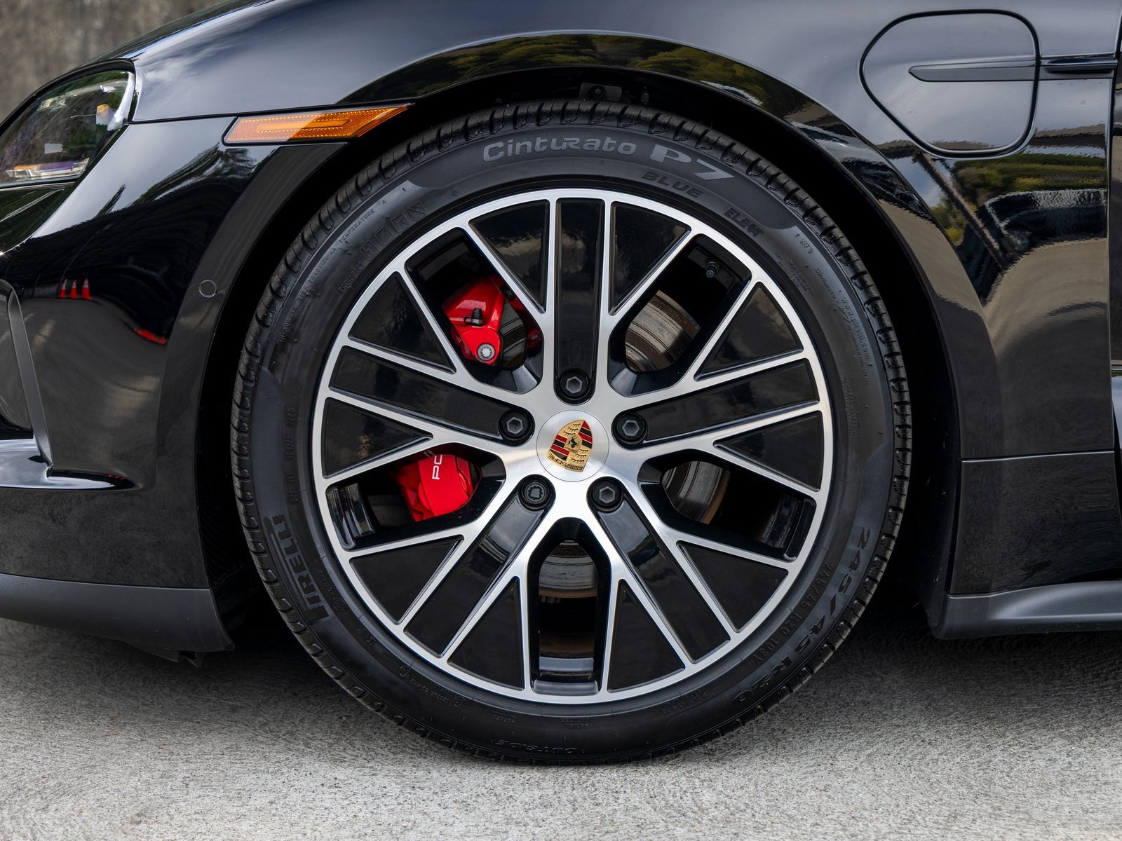 New 2025 Porsche Taycan 4S image 13