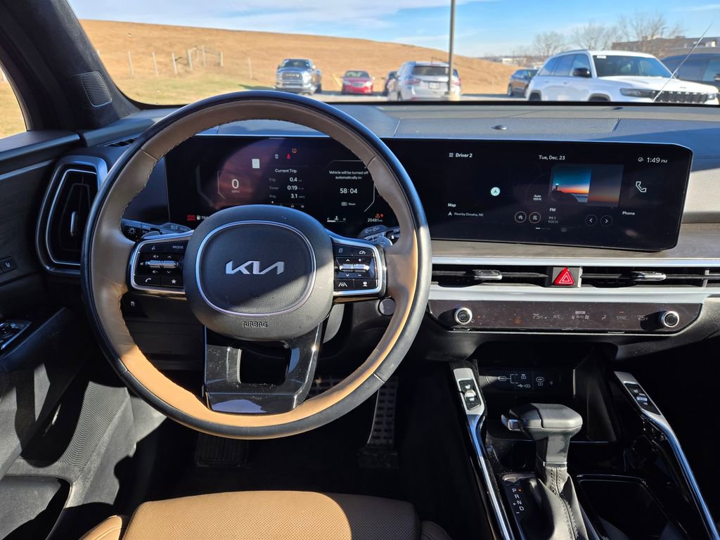 Used 2025 Kia Sorento SX Prestige w/ Olive Brown Leather Package image 18