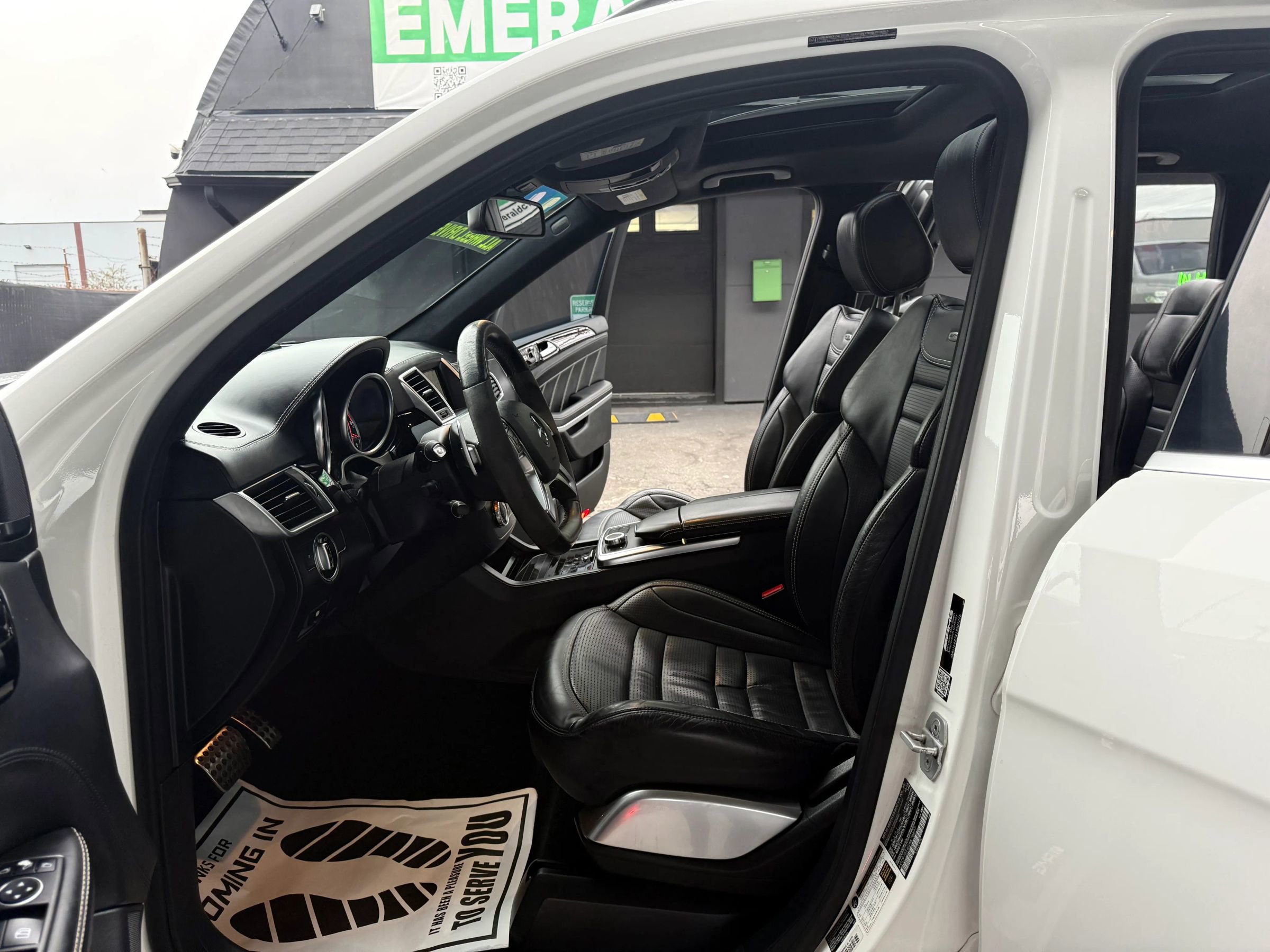 Used 2016 Mercedes-Benz GL 63 AMG 4MATIC image 8