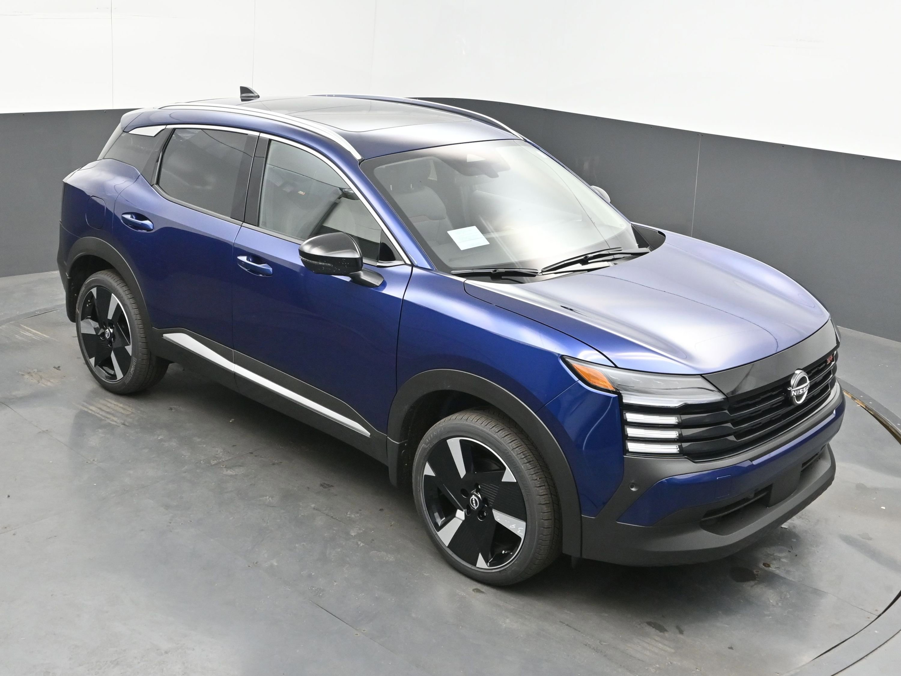 New 2026 Nissan Kicks SR w/ SR Premium Package image 31