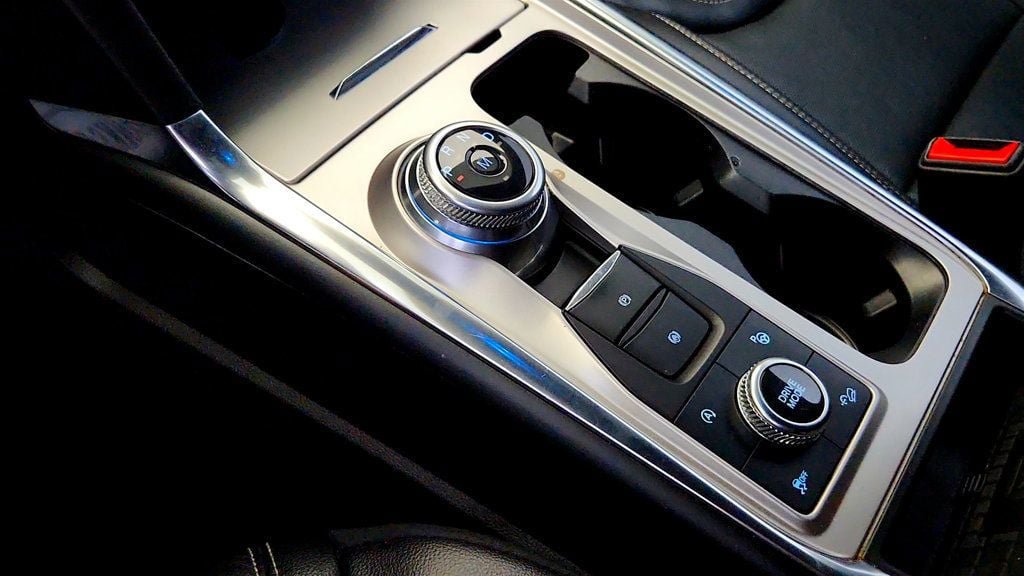 Used 2020 Ford Explorer ST w/ ST High-Performance Pack AWD/4WD image 17