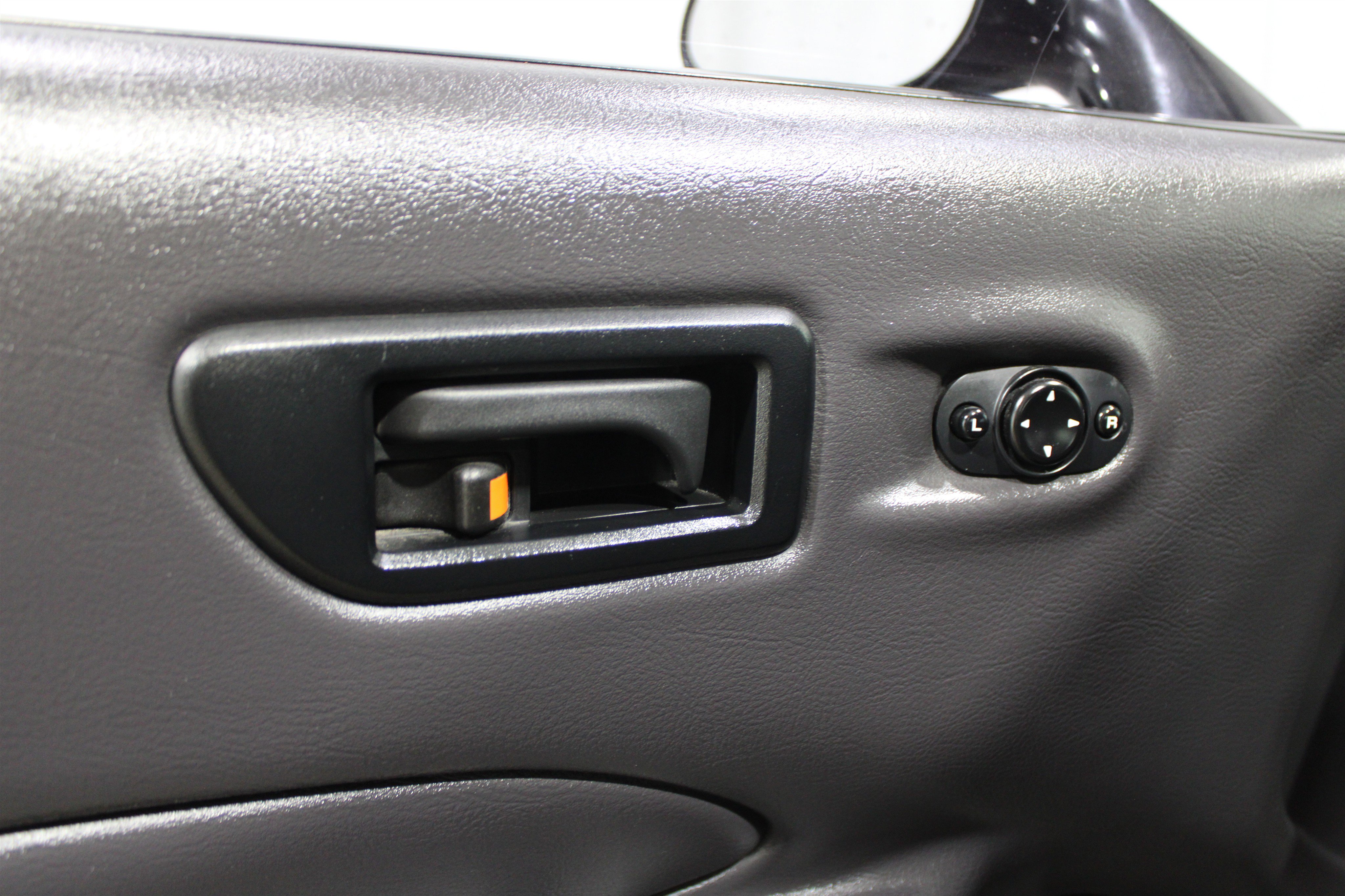 Used 1999 Plymouth Prowler image 5