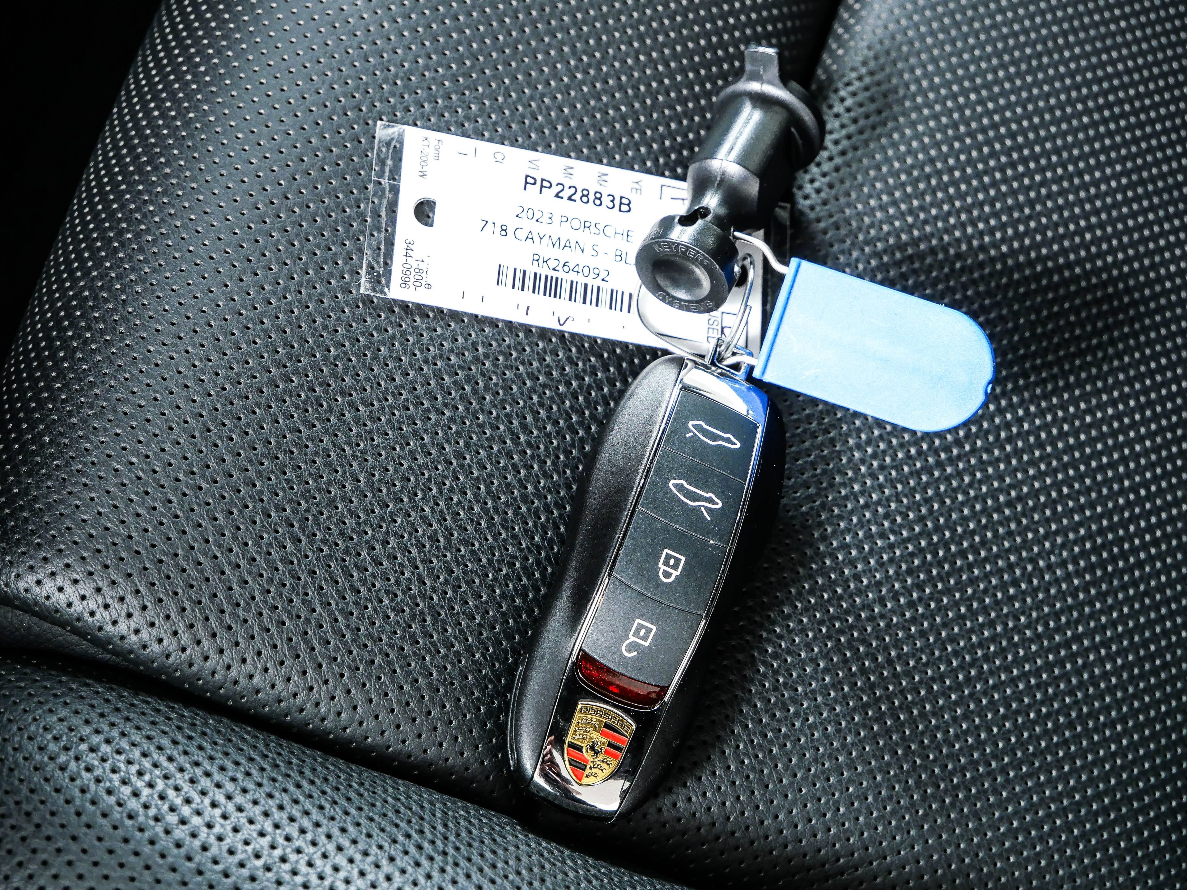 Certified 2024 Porsche 718 Cayman S RWD image 35
