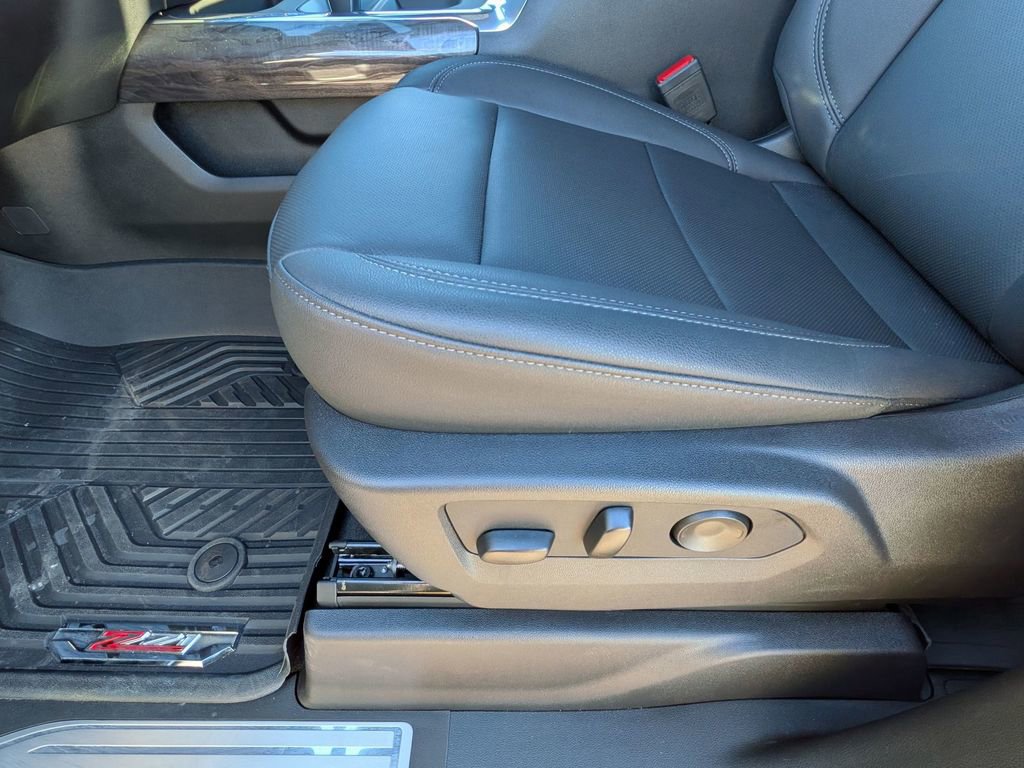 New 2026 Chevrolet Silverado 1500 LTZ w/ LTZ Premium Package image 14