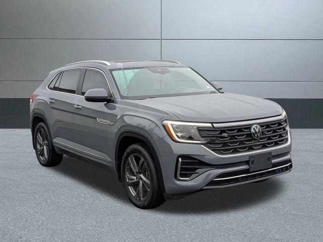 Used 2024 Volkswagen Atlas Cross Sport SEL R-Line AWD/4WD image 8