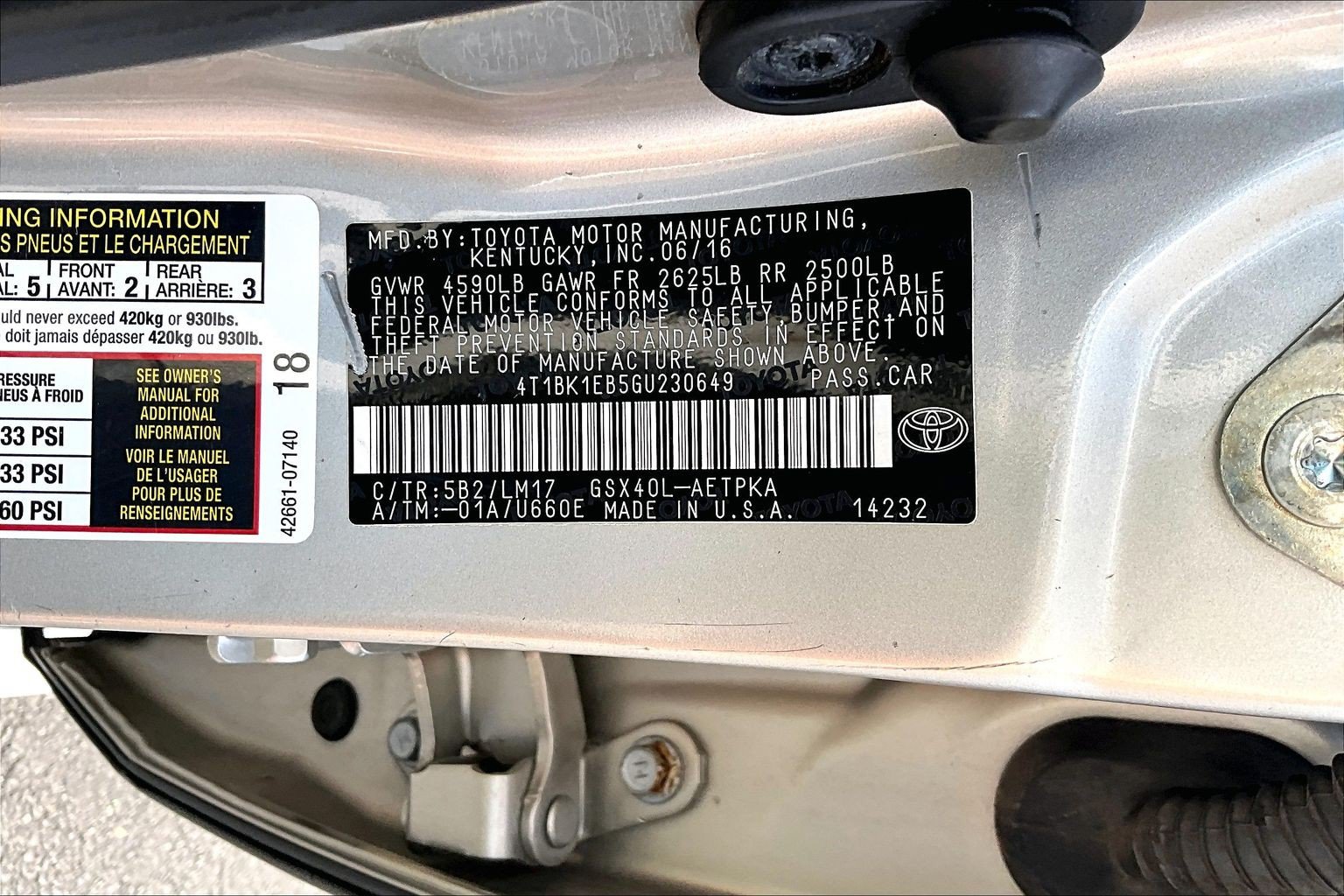 Used 2016 Toyota Avalon Limited w/ Toyota Safety Sense Package FWD image 34