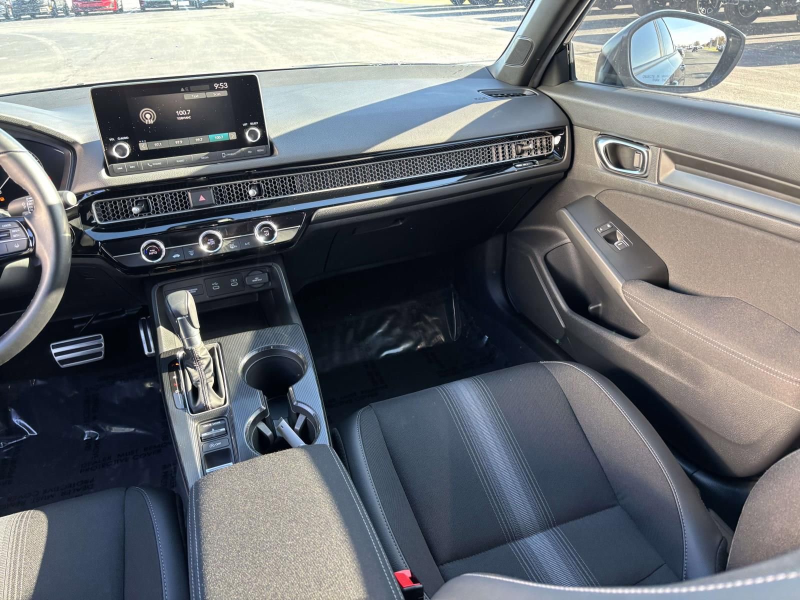 Used 2025 Honda Civic Sport image 33