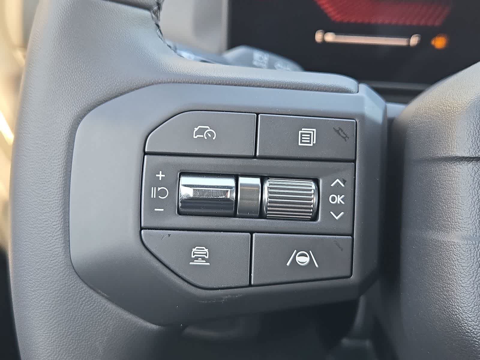 New 2027 Kia Seltos X-Line S w/ X-Line S Premium Package AWD/4WD image 25