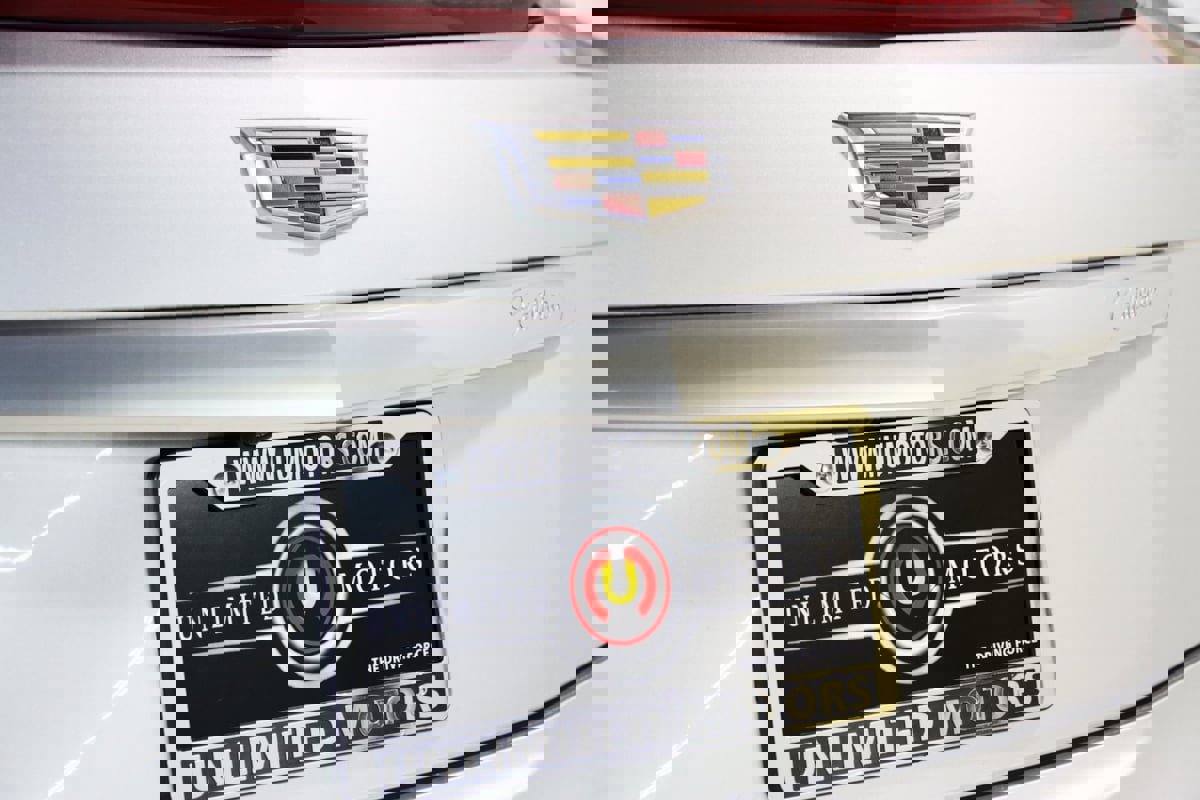 Used 2016 Cadillac XTS Luxury image 4