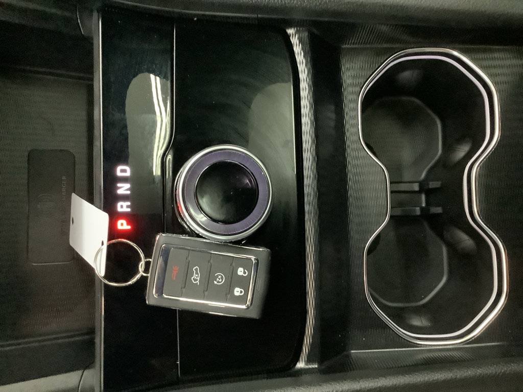 New 2025 Jeep Grand Cherokee L Laredo image 21