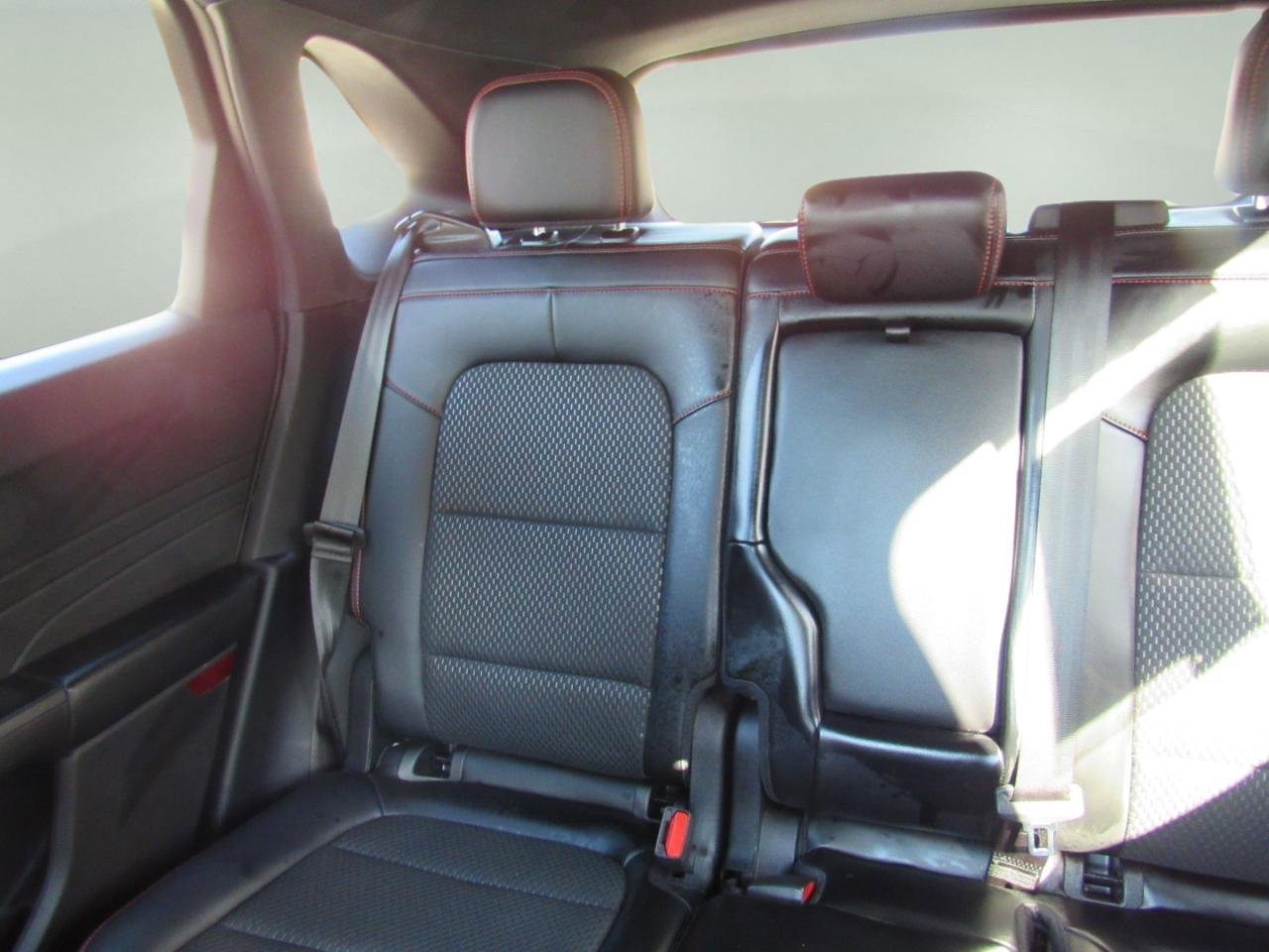 Used 2024 Ford Escape ST-Line image 8