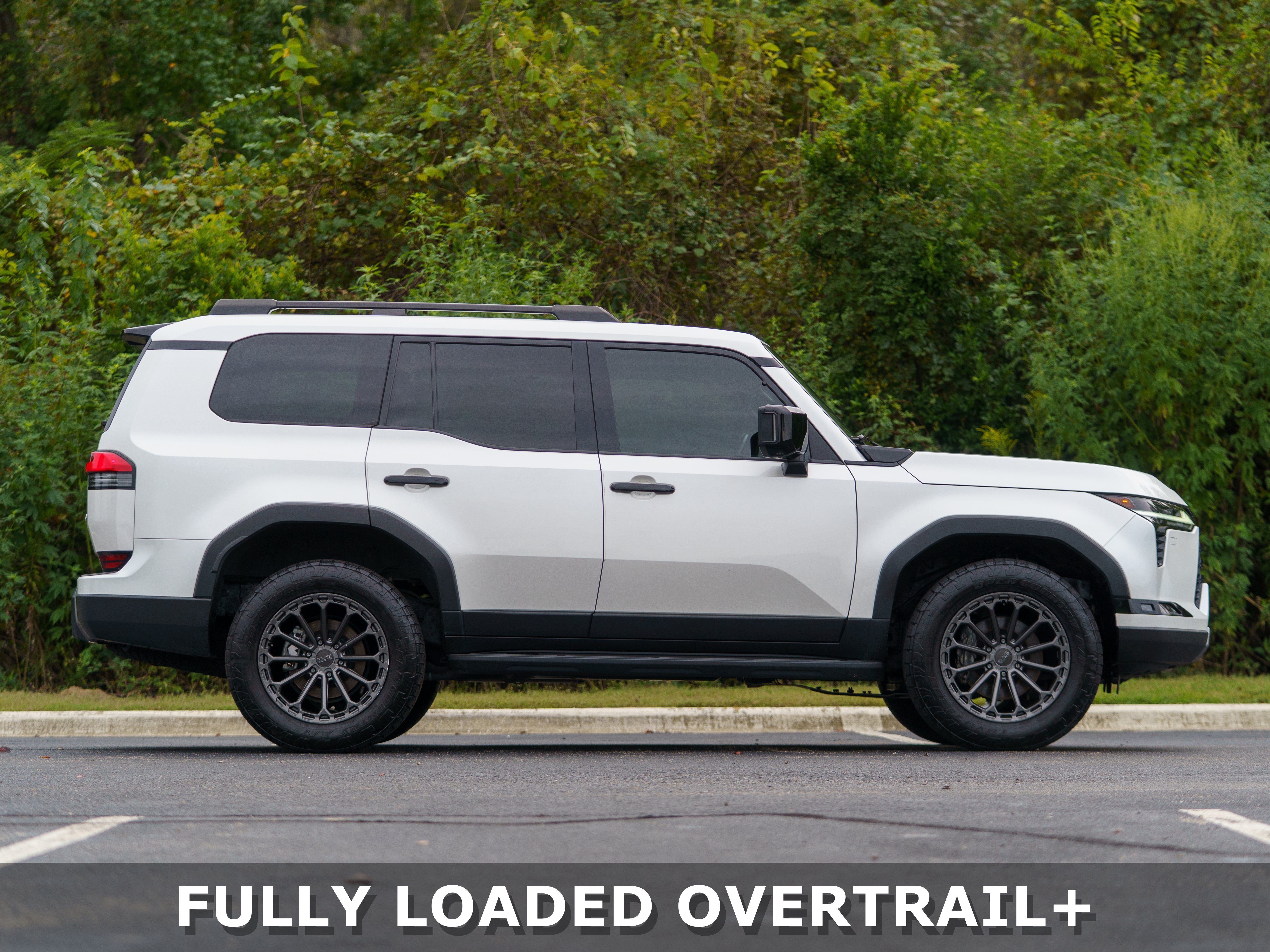 Used 2024 Lexus GX 550 AWD/4WD image 5