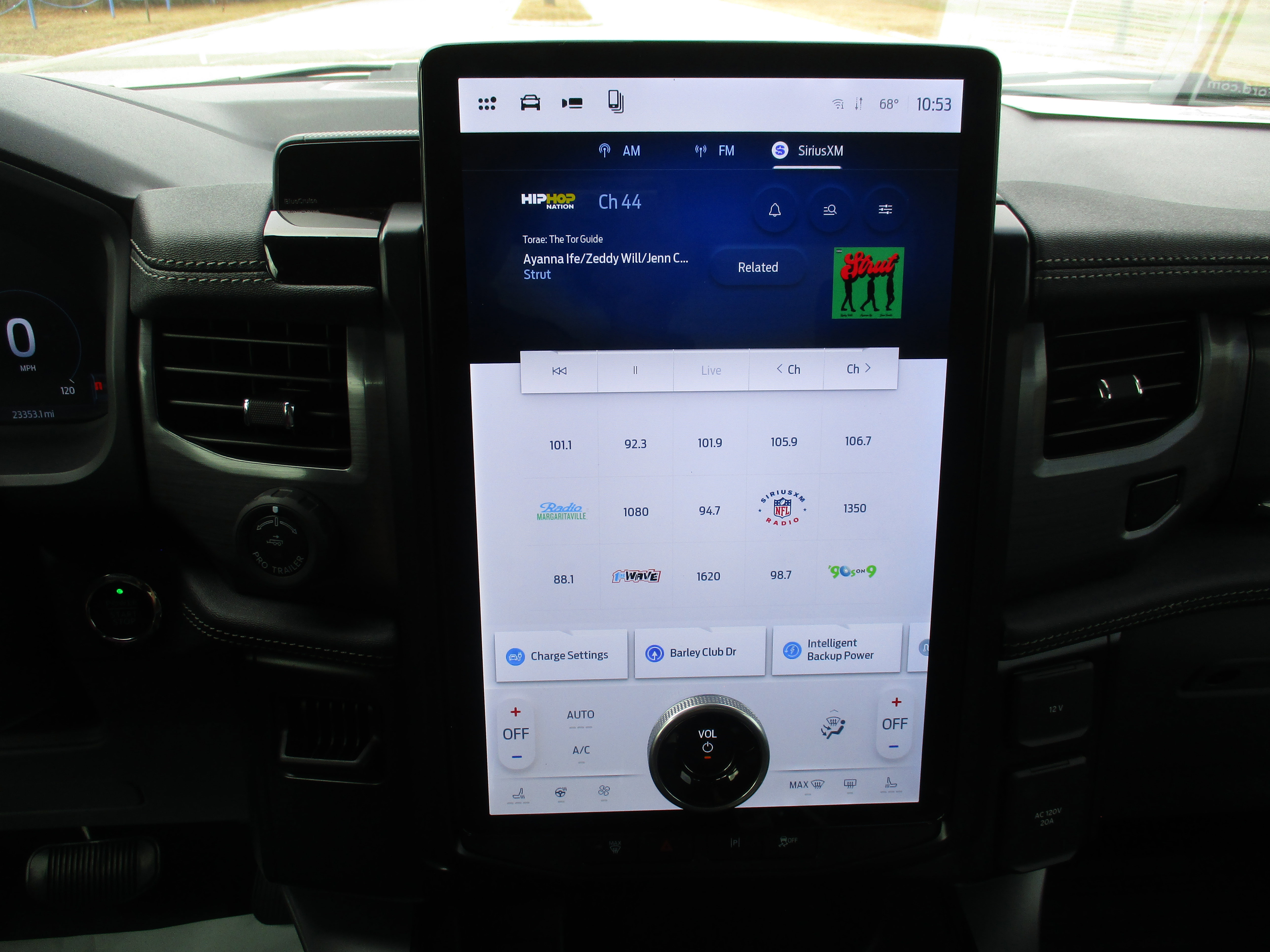 Certified 2025 Ford F150 Lightning Flash image 21