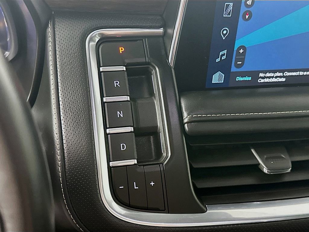 Used 2024 Chevrolet Tahoe Premier RWD image 16