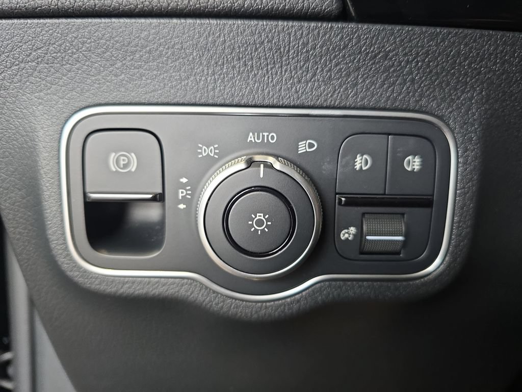 Certified 2026 Mercedes-Benz GLA 250 image 28