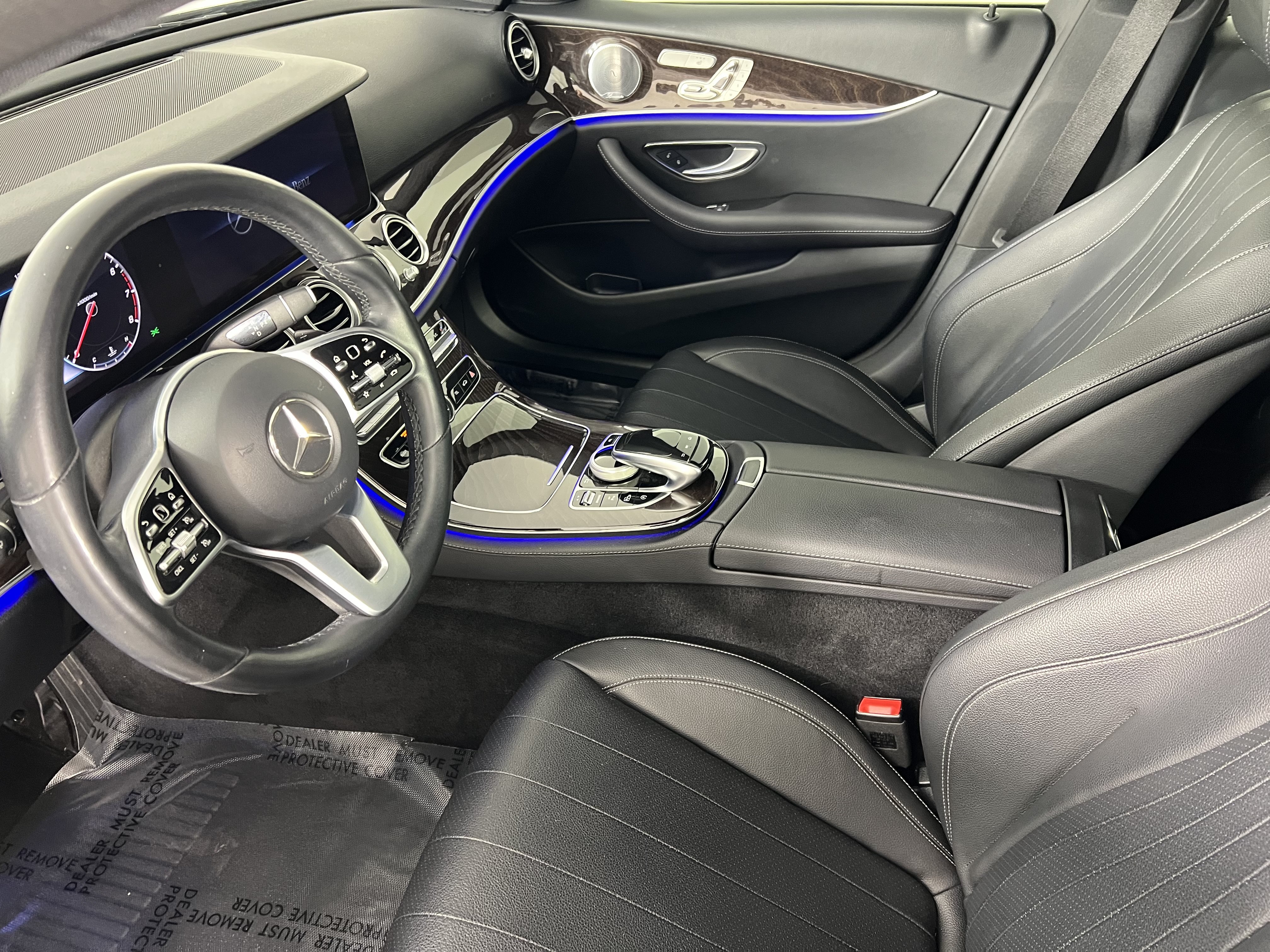 Certified 2019 Mercedes-Benz E 300 4MATIC image 4
