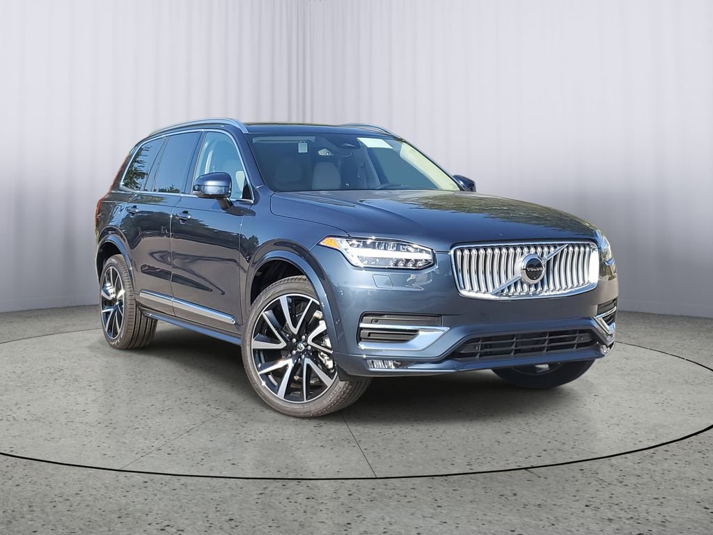 New 2025 Volvo XC90 B6 Plus w/ Protection Package Premier
