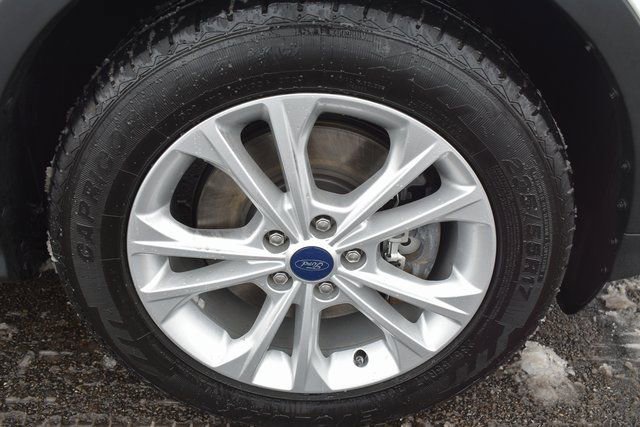 Used 2018 Ford Escape SEL image 47