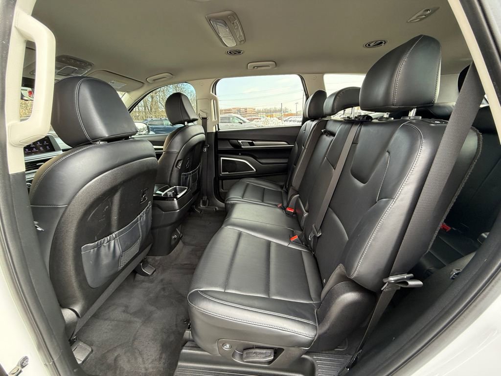 Used 2022 Kia Telluride LX image 26